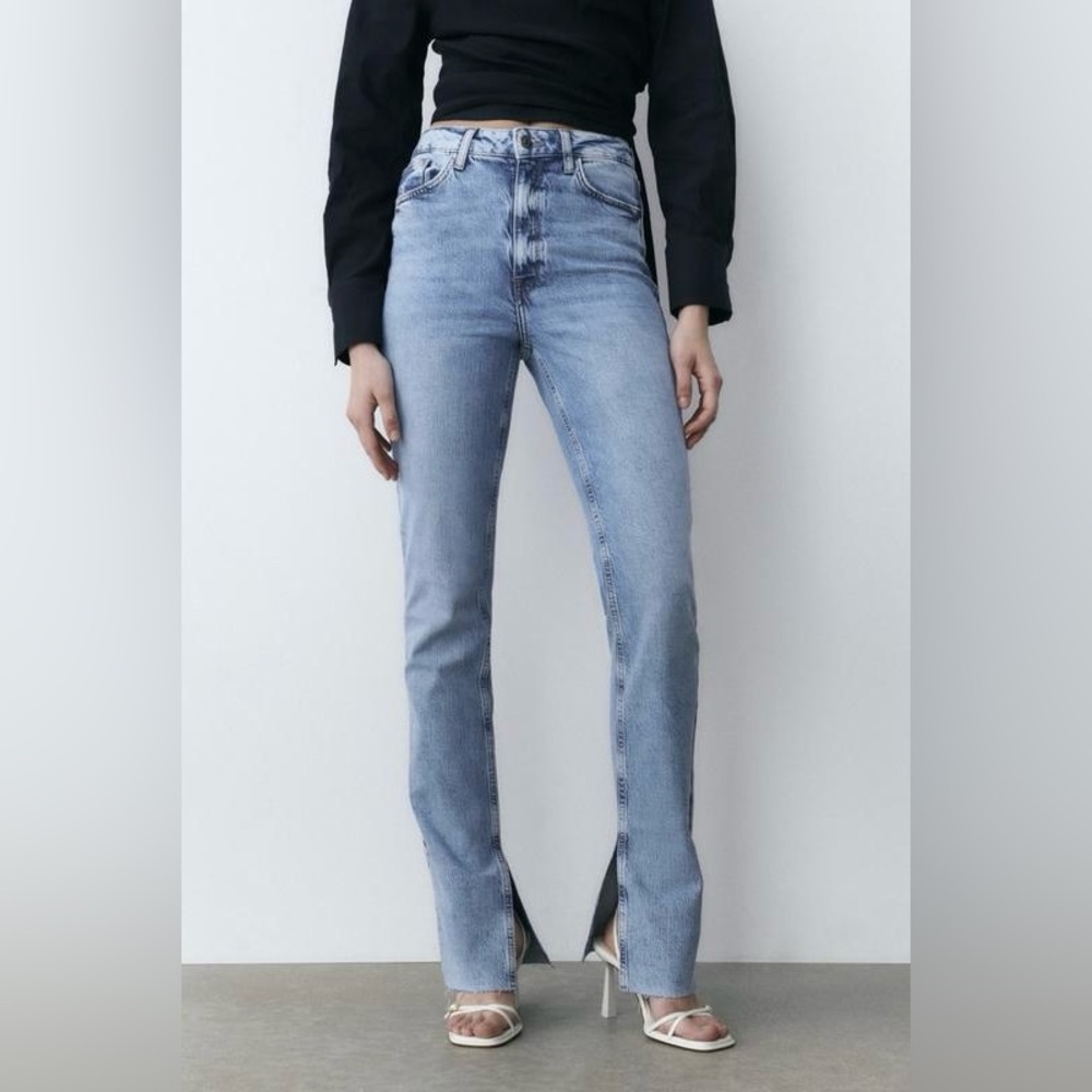 NWT Zara Z1975 High Rise Slim Rise Slim Flare Jeans, Size 36/US4